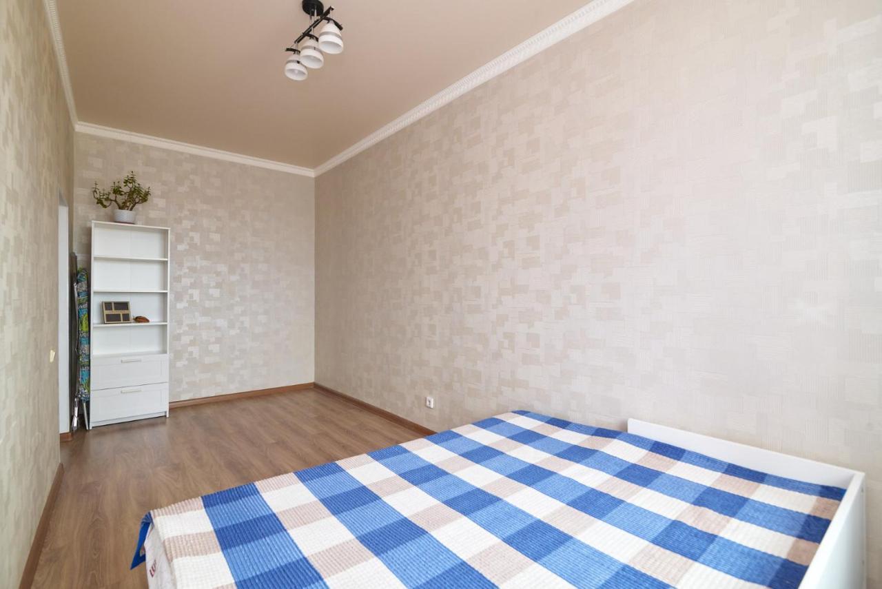 Ferienwohnung Квартира В Самом Центре Столицы Казахстана Astana Exterior foto