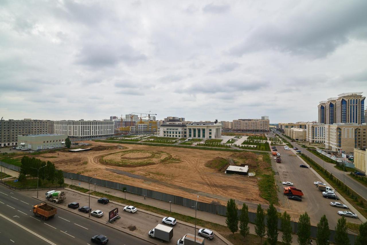 Ferienwohnung Квартира В Самом Центре Столицы Казахстана Astana Exterior foto